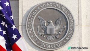 Read more about the article SEC Commissioner on Banning Bitcoin: ‘It’s Very Difficult to Ban Peer-to-Peer Technology’