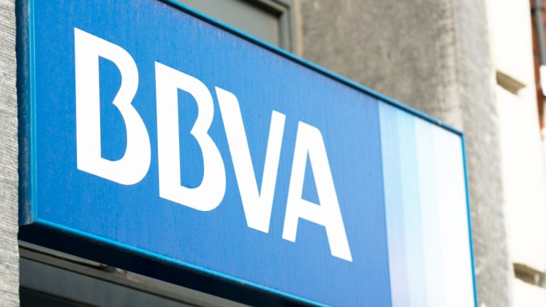 You are currently viewing Spain’s BBVA Opens Bitcoin Trading to All Private Banking Clients in Switzerland