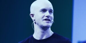 Read more about the article Coinbase Is Adding Assets at Record Pace in 2021