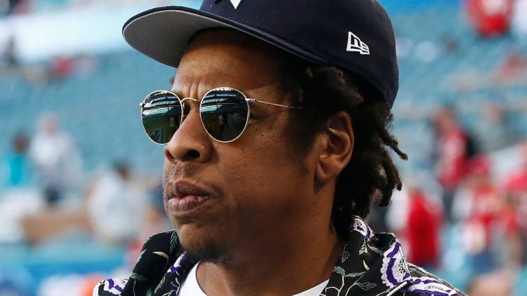 You are currently viewing Legendary Hip-Hop Artist Jay-Z Enters the NFT Sphere — Rapper Lauds Blockchain and Smart Contracts