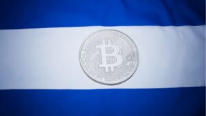 Read more about the article Salvadoran Representative Introduces Lawsuit Against the Bitcoin Tender Law for Being Unconstitutional