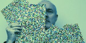 Read more about the article Damien Hirst’s $20 Million Twist on NFTs 6X Oversubscribed