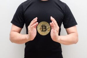 Read more about the article Why you should (not) be terrified of owning bitcoin