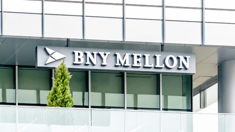 You are currently viewing Oldest US Bank BNY Mellon to Provide Grayscale Bitcoin Trust With Asset Servicing and ETF Services