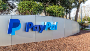 Read more about the article Paypal Plans to Study Transactions That Fund Extremism, Anti-Government Groups