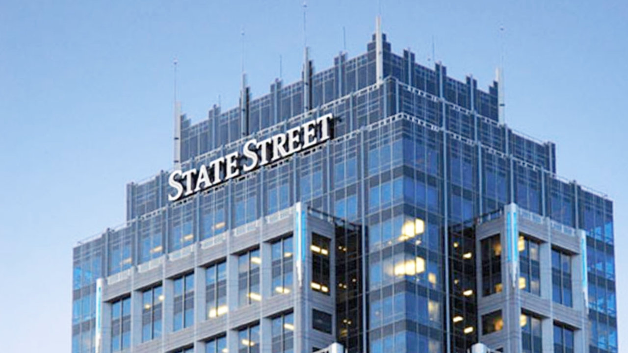 Read more about the article Financial Giant State Street Expands Cryptocurrency Services as Demand From Traditional Funds Soars