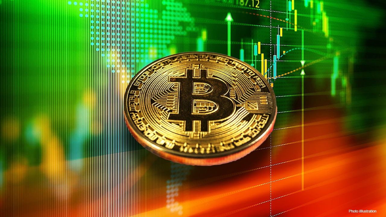 You are currently viewing Bitcoin mining: hashrate recovering thanks to price increase