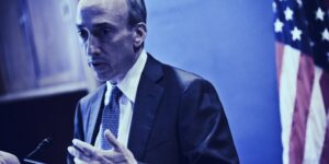 Read more about the article SEC Chair Gary Gensler Wants To Regulate DeFi