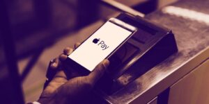 Read more about the article Coinbase Expands Apple Pay Options for Bitcoin, Ethereum Buys