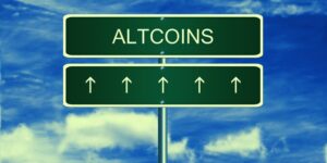 Read more about the article Altcoins Moon, Bitcoin Stays on Earth