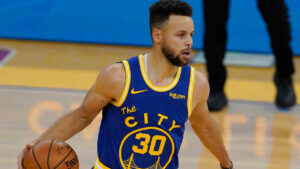 Read more about the article Golden State Warriors Point Guard Stephen Curry Asks for Advice About Cryptocurrencies