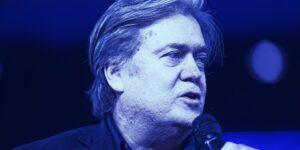 Read more about the article Chinese Exile With Ties to Steve Bannon to Pay SEC $539M Over G-Coins ICO