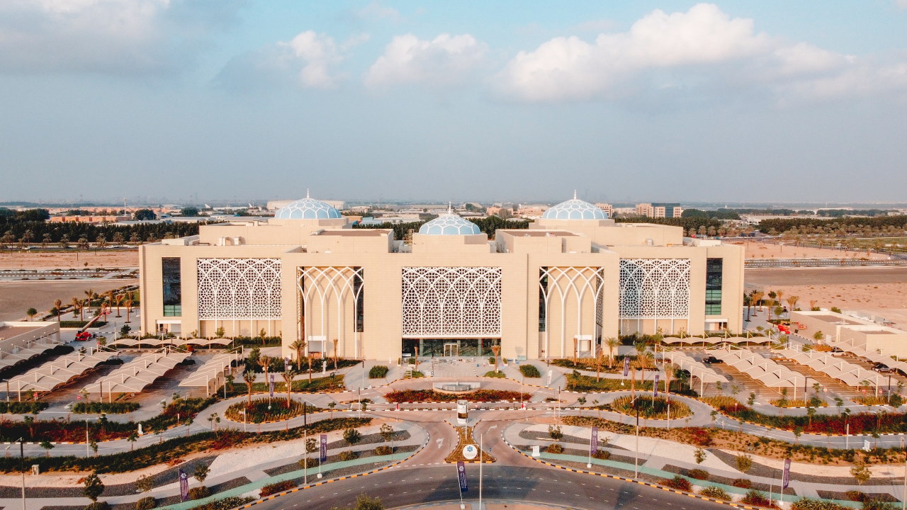 You are currently viewing ZPAE Solves World Retail Challenges Using FinTech at Sharjah Research Technology and Innovation Park