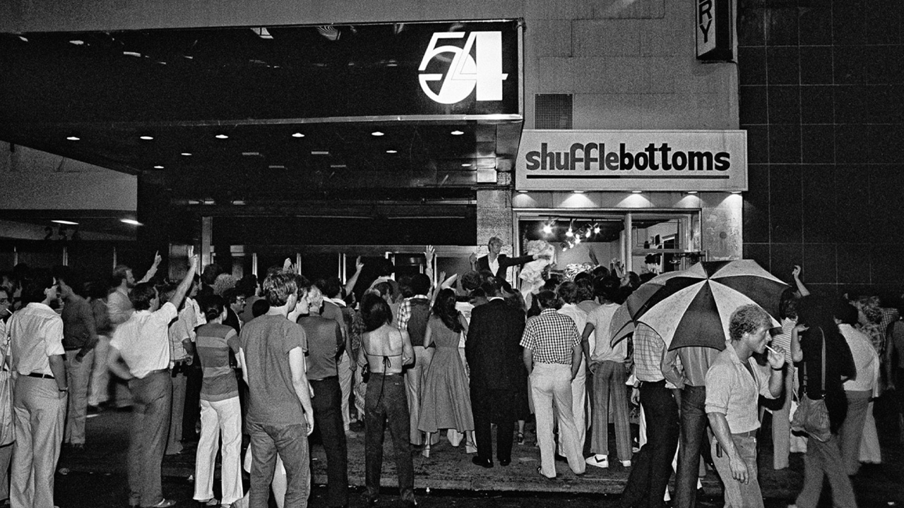 You are currently viewing Studio 54 Reveals Never-Before-Seen Photograph and Pixel Art NFTs of the Famed Disco Club