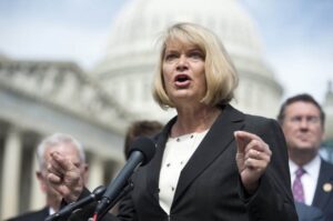 Senator Lummis Thanks God for Bitcoin as the US Raises Debt Ceiling