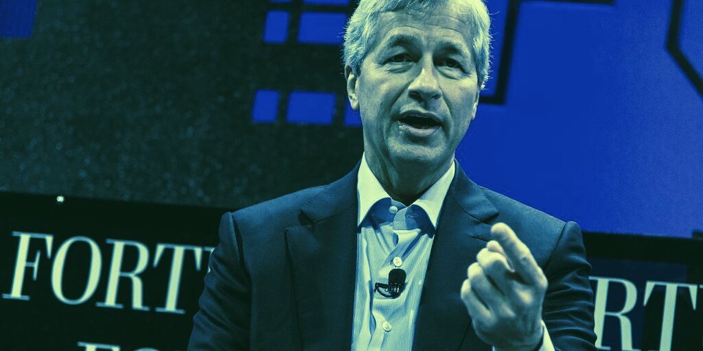 You are currently viewing ‘Bitcoin Is Worthless’ but ‘Clients Disagree’: JP Morgan CEO Jamie Dimon