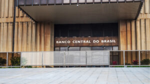 Read more about the article Central Bank of Brazil Reports Brazilians Have Bought More Than $4 Billion in Cryptocurrency This Year