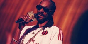 Snoop Dogg: Spamming Crypto Wallet With NFTs Is ‘Insult to Artists’