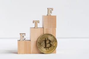 Bitcoin spot ETFs, Congress nudges the SEC