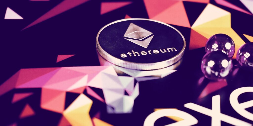 You are currently viewing Ethereum’s Gas Fees Plummet while Prices Soar