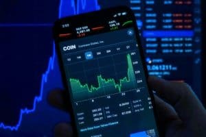 Coinbase’s volume and users down in Q3