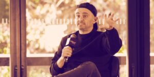 Read more about the article Gary Vee: A Real ‘NFT Winter’ Market Pullback Is Coming