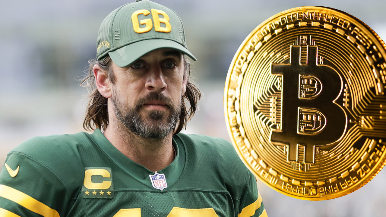 You are currently viewing Green Bay Packers Quarterback Aaron Rodgers Gets Paid in Bitcoin, Gives Away $1 Million in BTC