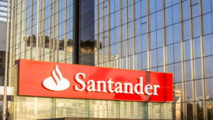 Santander Prepares to Offer Bitcoin ETF in Spain