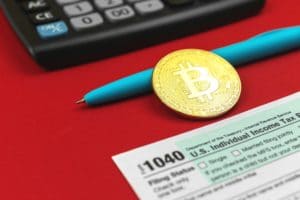 Read more about the article Bitcoin, tax and anti-money laundering regulations