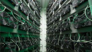 Read more about the article Russia, Ukraine Shut Down Several Cryptocurrency Farms