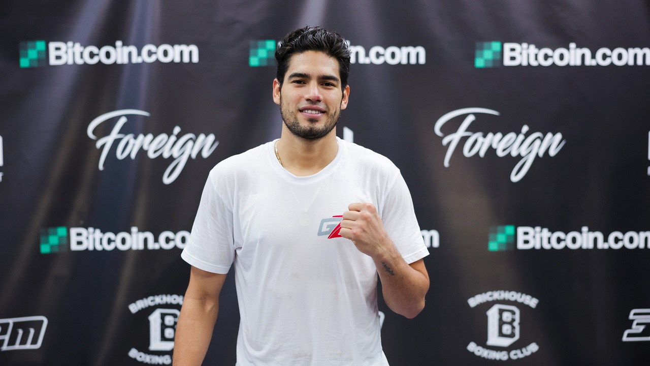 You are currently viewing Undefeated Gilberto ‘Zurdo’ Ramirez Heads to the Ring With Bitcoin.com in His Corner