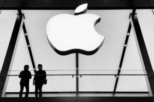 Read more about the article Apple will not follow Facebook in the metaverse