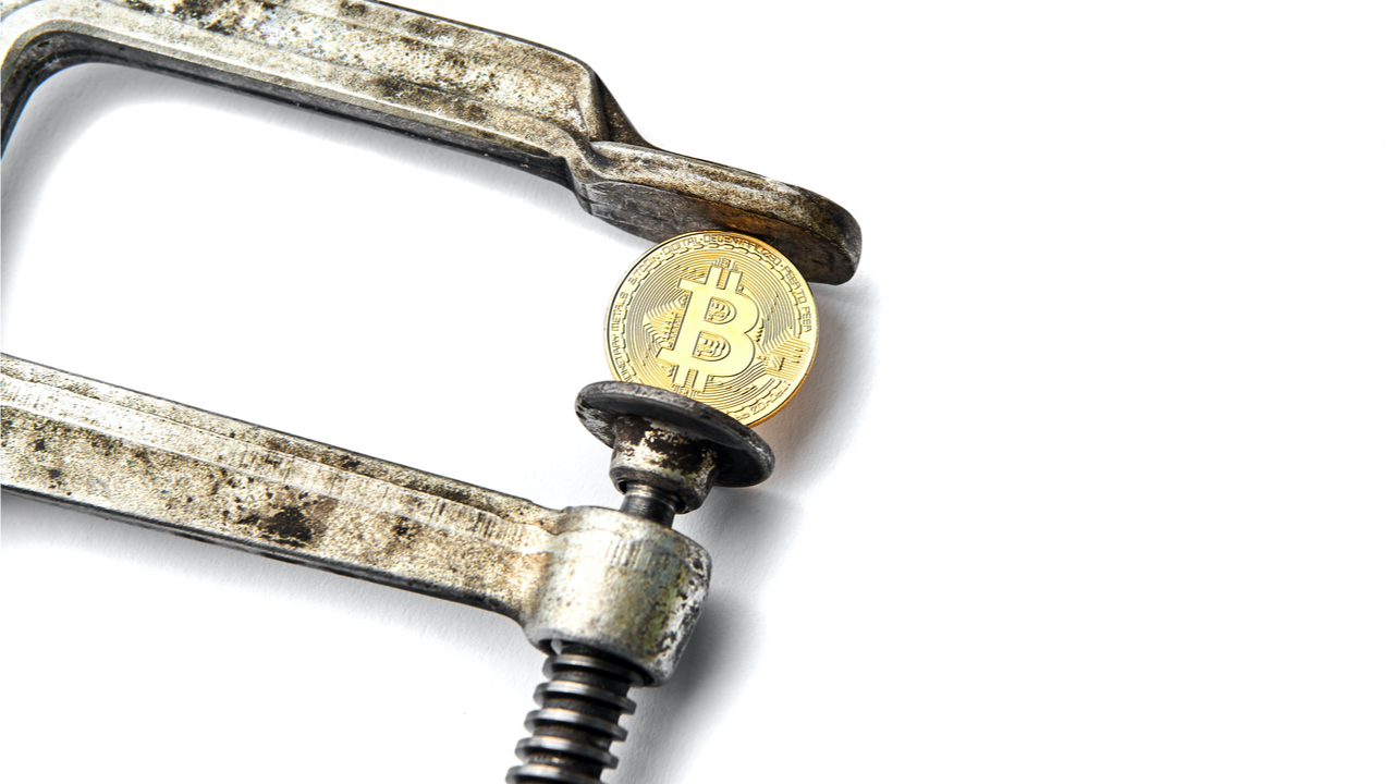 You are currently viewing Bitcoin’s Price Drop and the Network’s Higher Difficulty Squeezes BTC Mining Profits