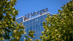 JPMorgan Lowers Its Bitcoin Fair Price Estimate to K Amidst Volatility