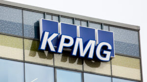 Read more about the article KPMG in Canada Makes First Direct Crypto Investment — Adds Bitcoin, Ether to Corporate Treasury