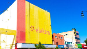 Read more about the article Ricardo Salinas Pliego Hints at Elektra Group Selling Bitcoin in Its Stores