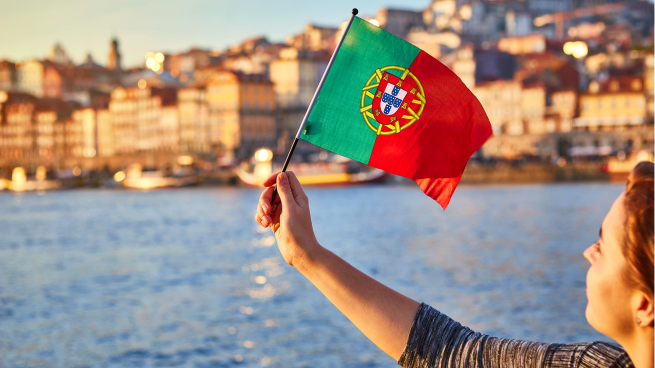 You are currently viewing Bitcoin-Friendly Portugal Welcomes Refugees From Ukraine’s Crypto Sector, Report Reveals