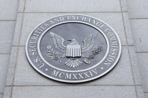 Read more about the article Year-End Rush: SEC Demands Fixes for Bitcoin ETF Applicants