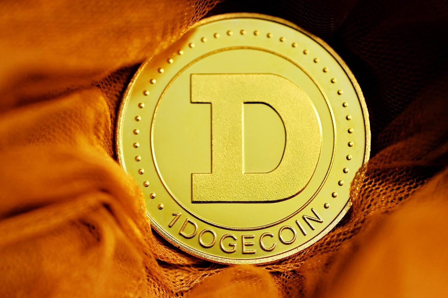 Read more about the article Is Dogecoin (DOGE) Ready to Rocket? Price Analysis Indicates a Breakout Imminent