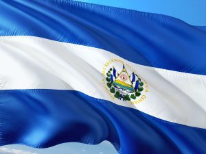 Read more about the article Bitcoin Transforms El Salvador’s Economy: Official Adoption, Investment Boom and Advances in Crypto Legislation