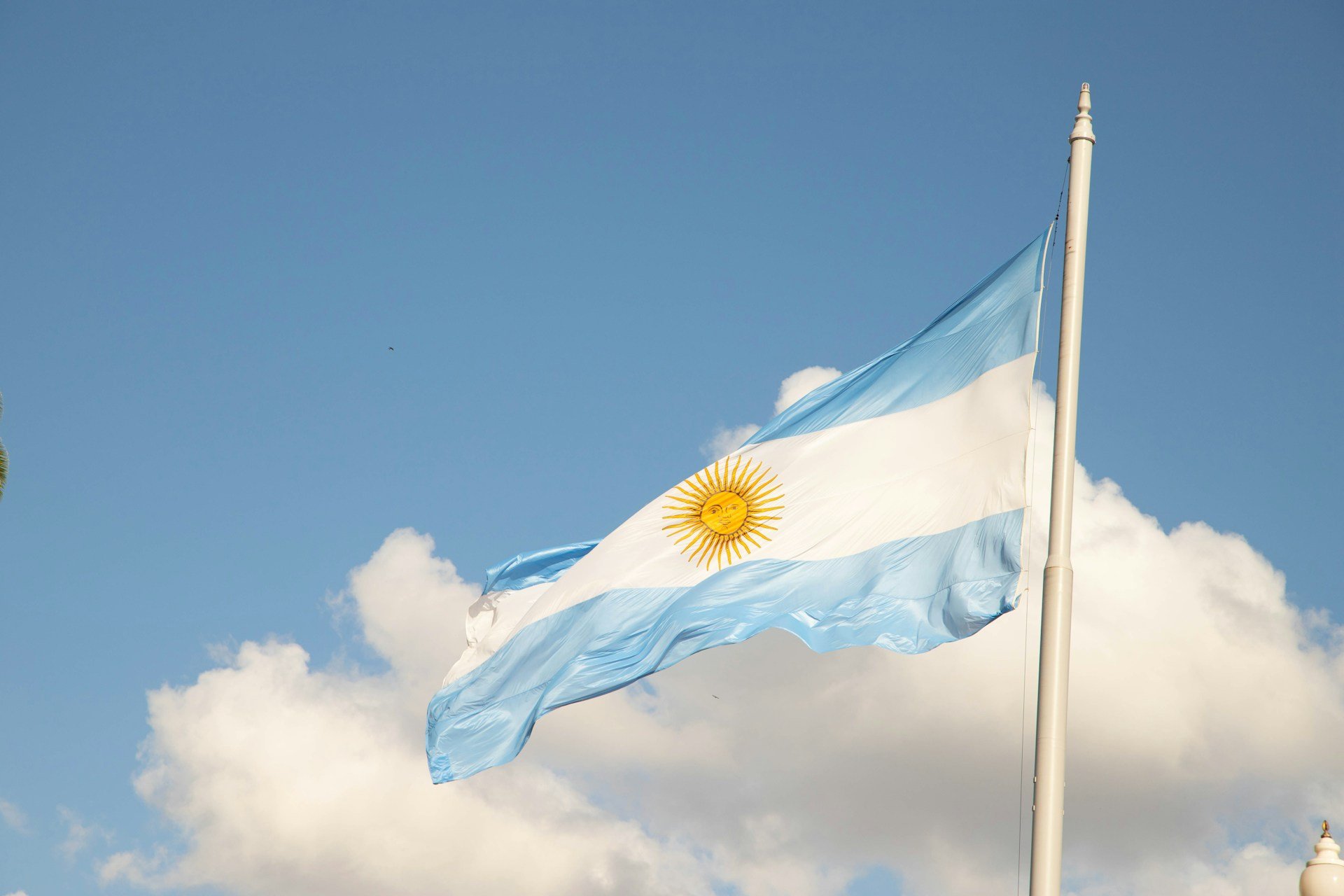 Bitcoin and The Argentinean Oil Sector: Tecpetrol Boosts Production with Bitcoin Mining