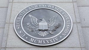 Read more about the article SEC’s Revised ‘Dealer’ Definition Sparks Concerns Over Impact on Crypto Innovation