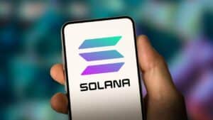 Read more about the article Market Experts Predict Solana (SOL) Fall To Continue, SOL Investors Join New 100X Journey Starting At $0.002