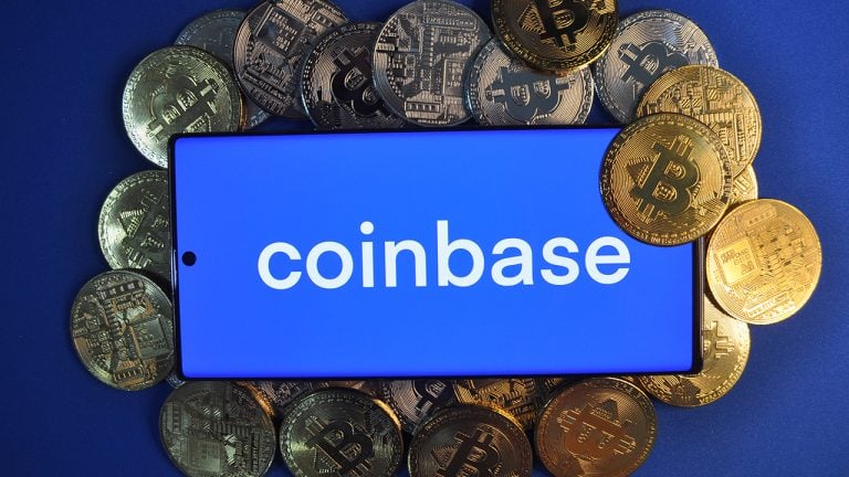 You are currently viewing Goldman Sachs Reevaluates Coinbase, Eyes Neutral Stance Amid Crypto Surge