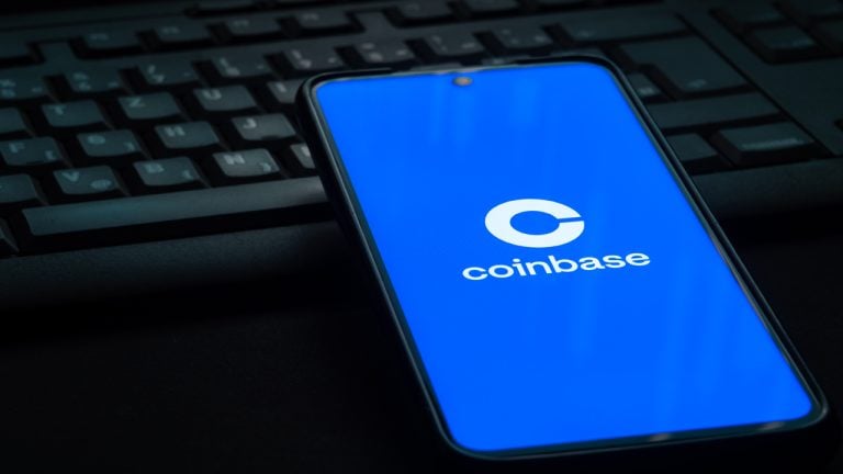 You are currently viewing Judge Denies Coinbase Dismissal Request; CEO Hails Win for Self-Custody Wallets
