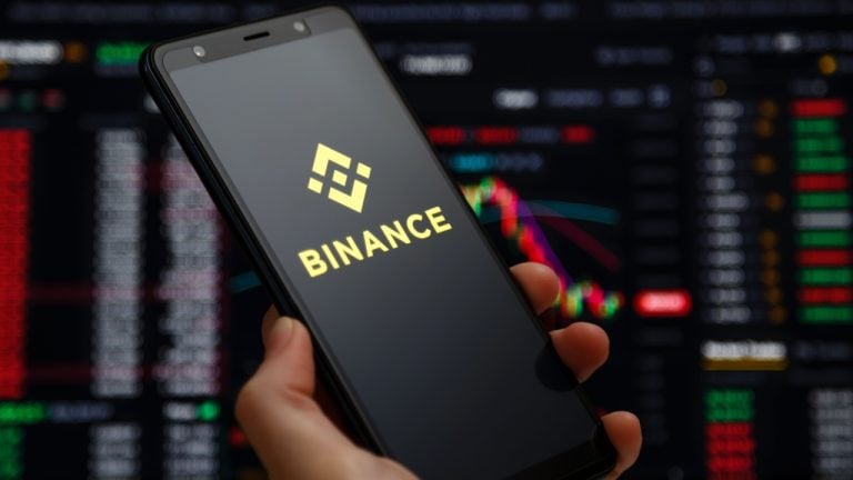 You are currently viewing Nigeria’s Binance Impasse: Senior Executives Detained at Government ‘Guesthouse’ for 14 Days