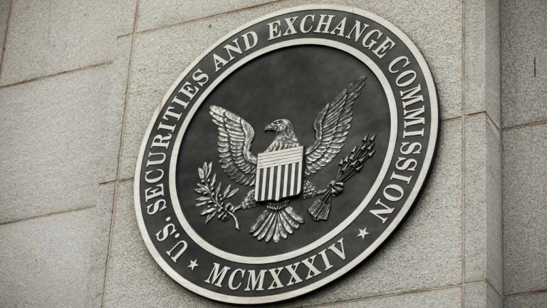 You are currently viewing SEC Greenlights NYSE Arca to List Grayscale Bitcoin Mini Trust