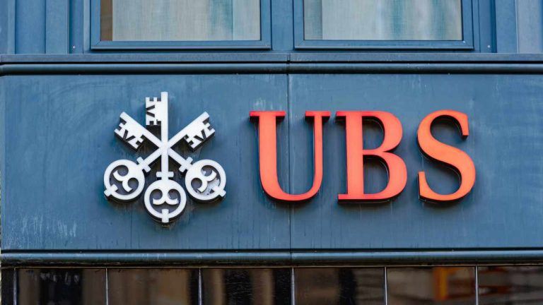 You are currently viewing UBS Urges Caution Despite Positive US Economic Data