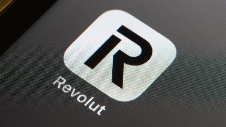 You are currently viewing Crypto-Friendly Digital Bank Revolut Set to Launch Its Own Stablecoin