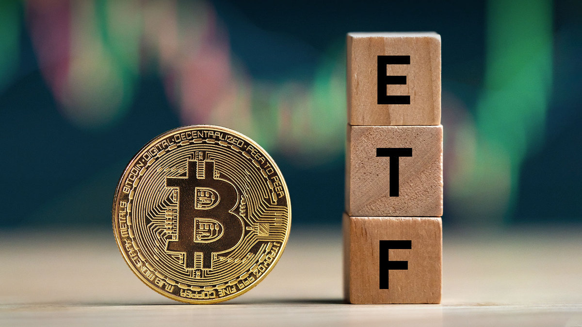 You are currently viewing BTC to $200K? Bitcoin ETF Options Debut Fuels Market Anticipation